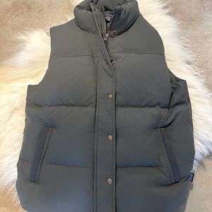 Patagonia puffy vest